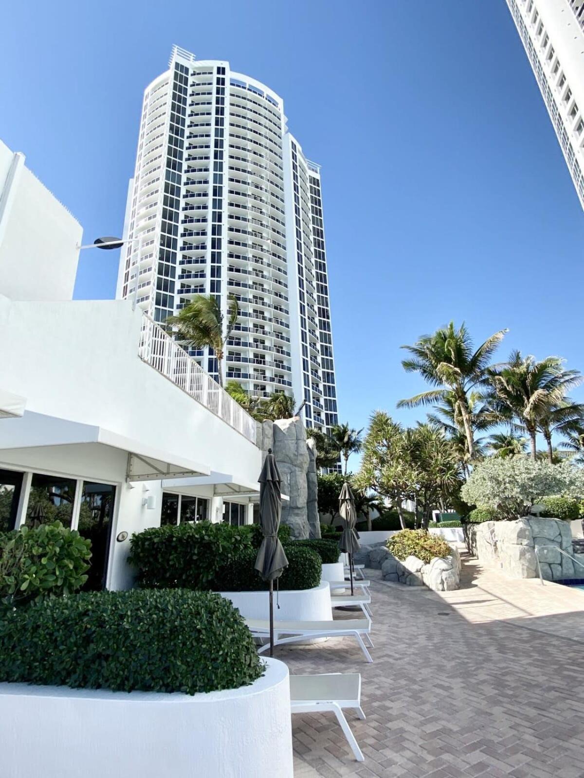 Trump International Resort By Zen Vacation Rentals Miami Beach Exterior foto